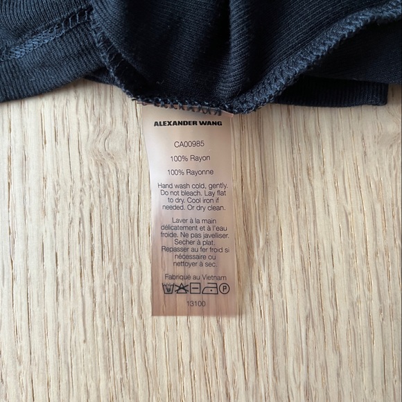 T by Alexander Wang Cropped Black Ribbed Tee - Picture 4 of 4